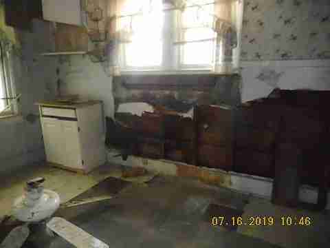 3345 Burlingame (15)_m.jpg